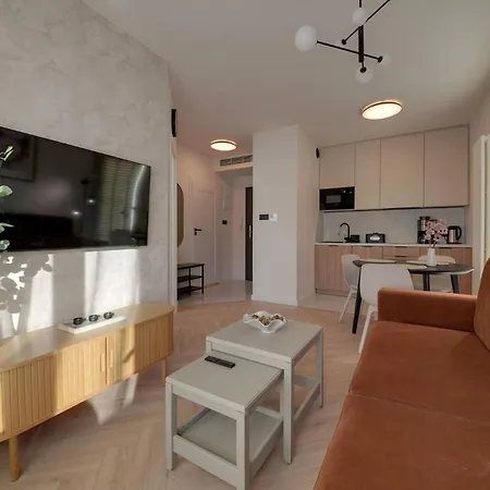 Bezowy Sun Seasons 24 W Swieradowie Zdroju Z Parkingiem By Renters