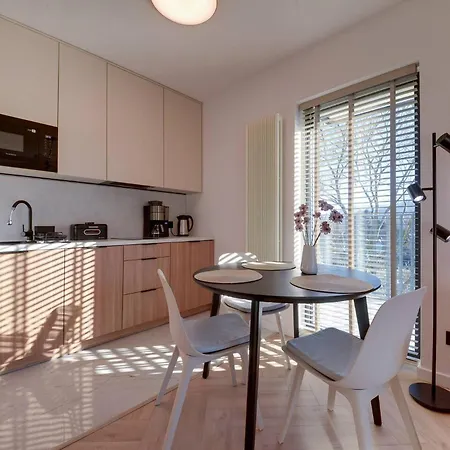 Bezowy Sun Seasons 24 W Swieradowie Zdroju Z Parkingiem By Renters アパート *