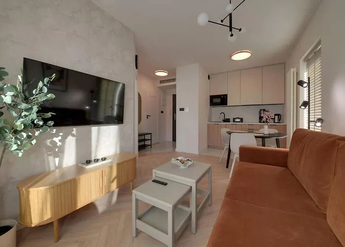 Bezowy Sun Seasons 24 W Swieradowie Zdroju Z Parkingiem By Renters