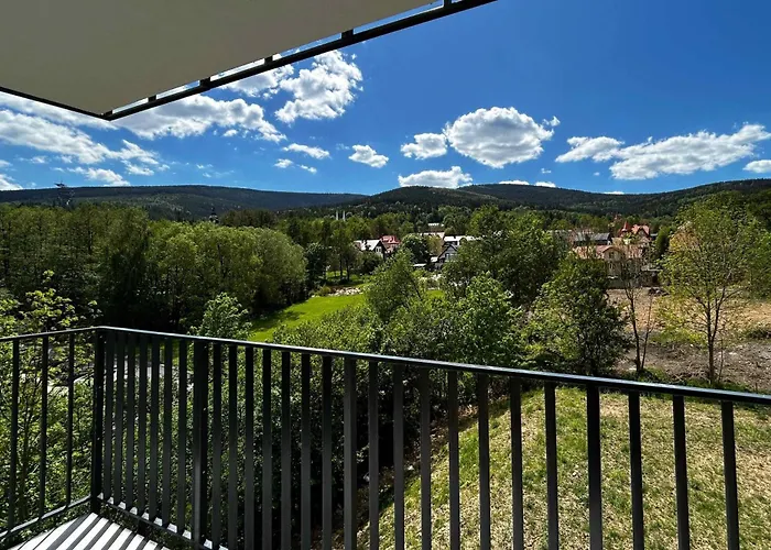 Lejlighed Bezowy Sun Seasons 24 W Swieradowie Zdroju Z Parkingiem By Renters *